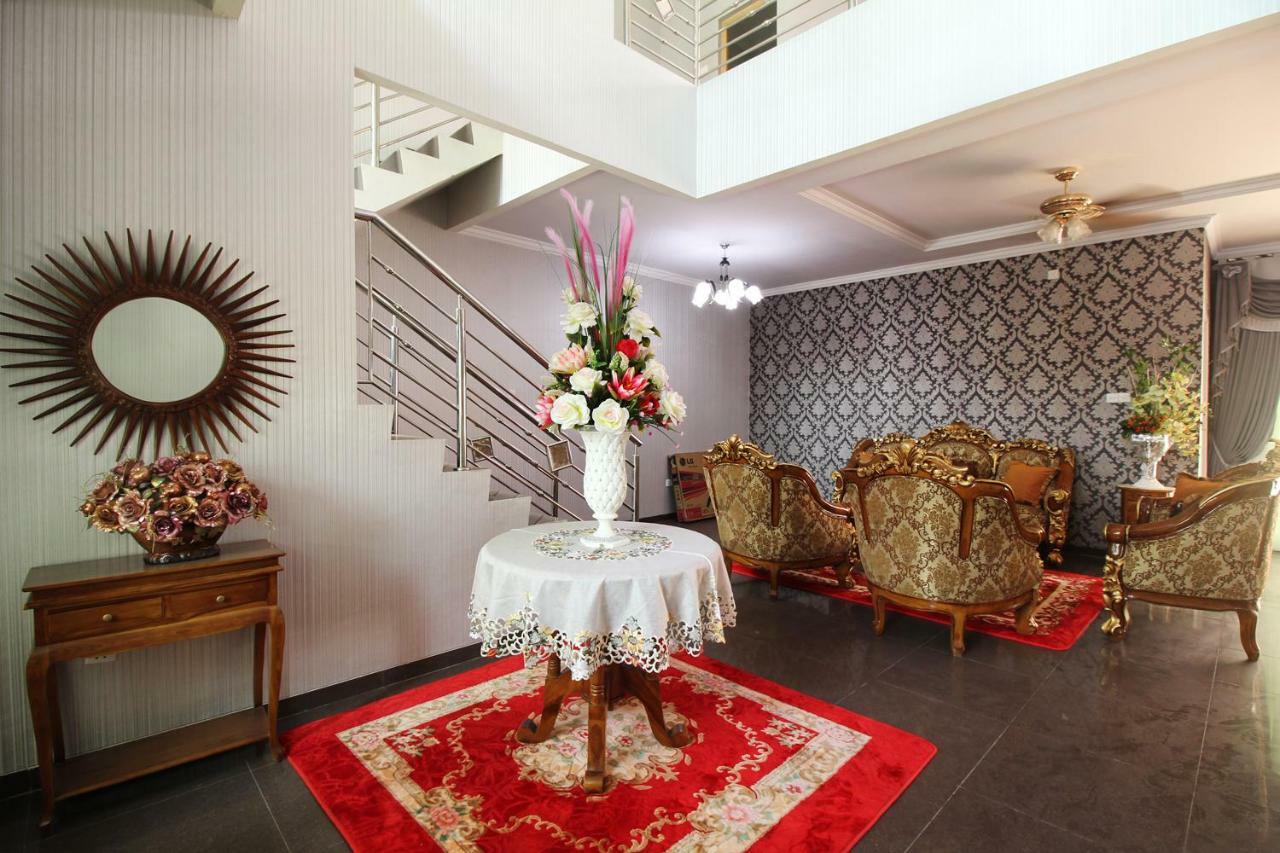 Airy Eco Syariah Simpang Jam Gajah Mada Puri Casablanca Batam