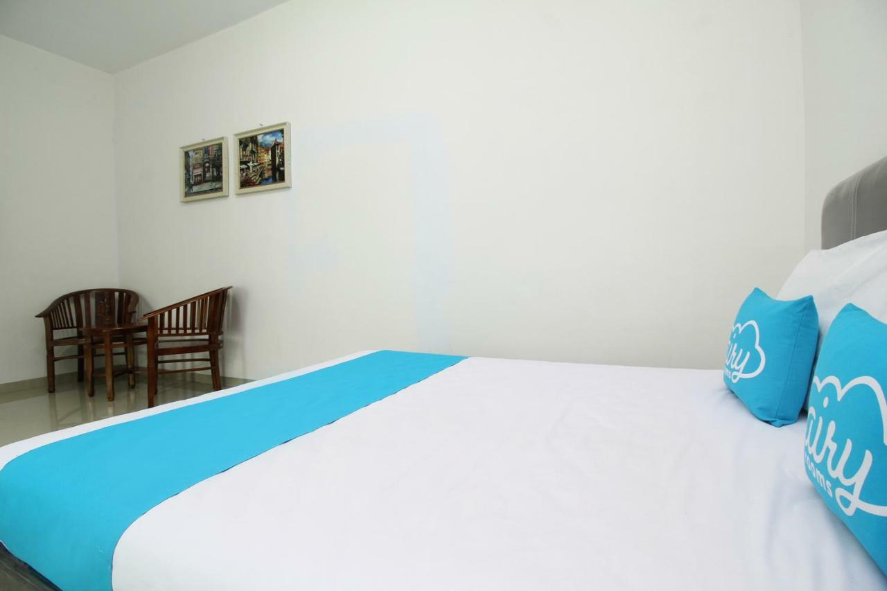 Guest house Airy Eco Syariah Simpang Jam Gajah Mada Puri Casablanca 2*